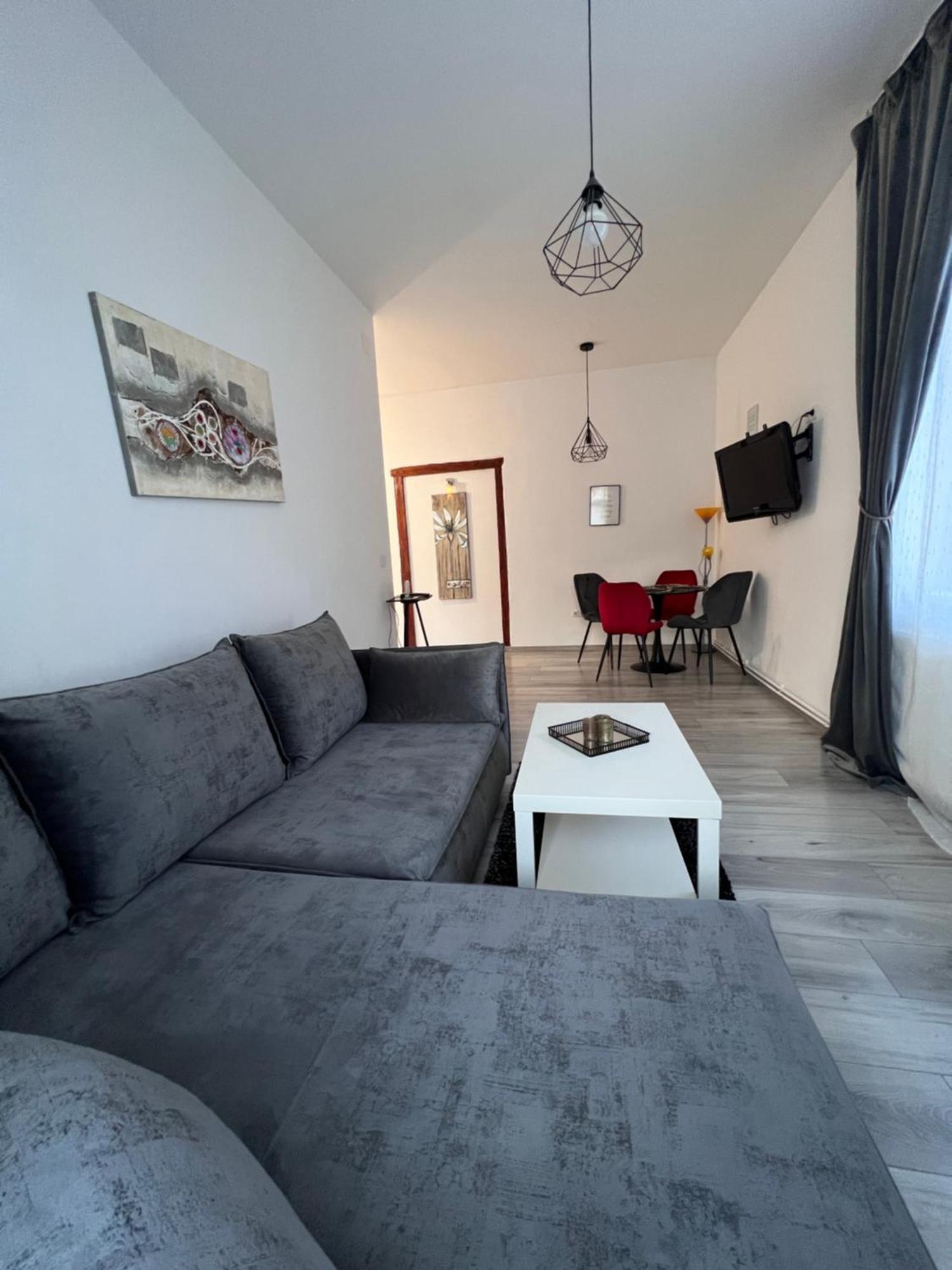 Apart City Center Μπρασόβ Εξωτερικό φωτογραφία